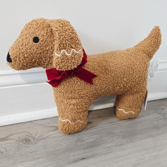 Target Bullseye Playground Christmas 2025 Gingerbread Dog Throw Pillow - Picture 2 of 5